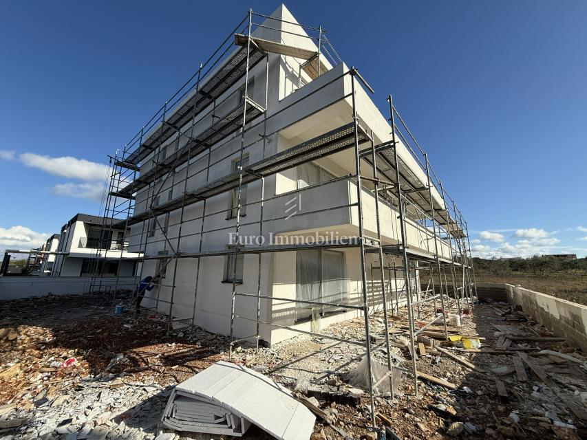 Privlaka - appartamenti con vista mare, a 100 m dal mare