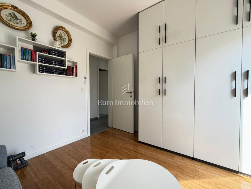 Novalja - appartamento con giardino vicino alla spiaggia