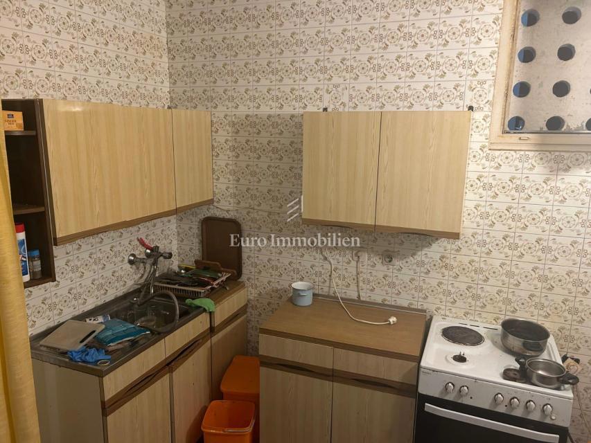 Crikvenica, casa d’investimento con 5 unità e vista mare aperta