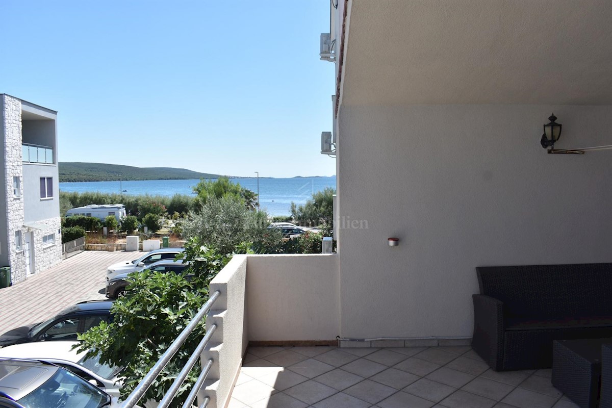 Family house with sea view, Sukošan