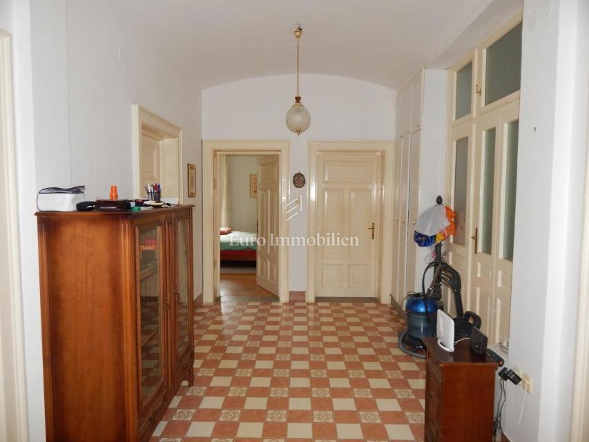 Opatija, apartment in an old villa 100 m from the sea!