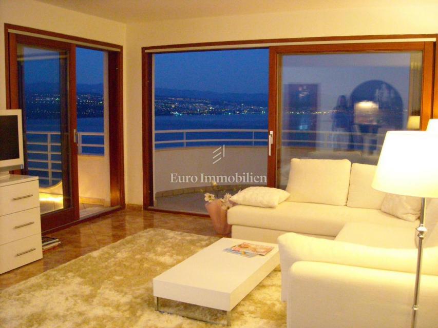 Opatija, apartment with a beautiful sea view