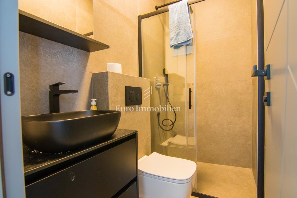 Nuova casa moderna - dintorni della citta di Krk