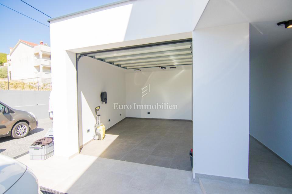 Nuova casa moderna - dintorni della citta di Krk