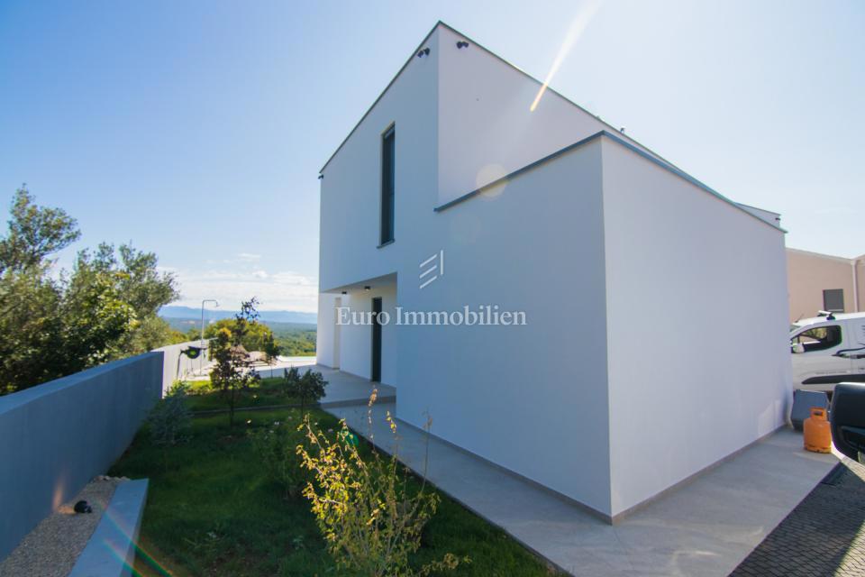 Nuova casa moderna - dintorni della citta di Krk