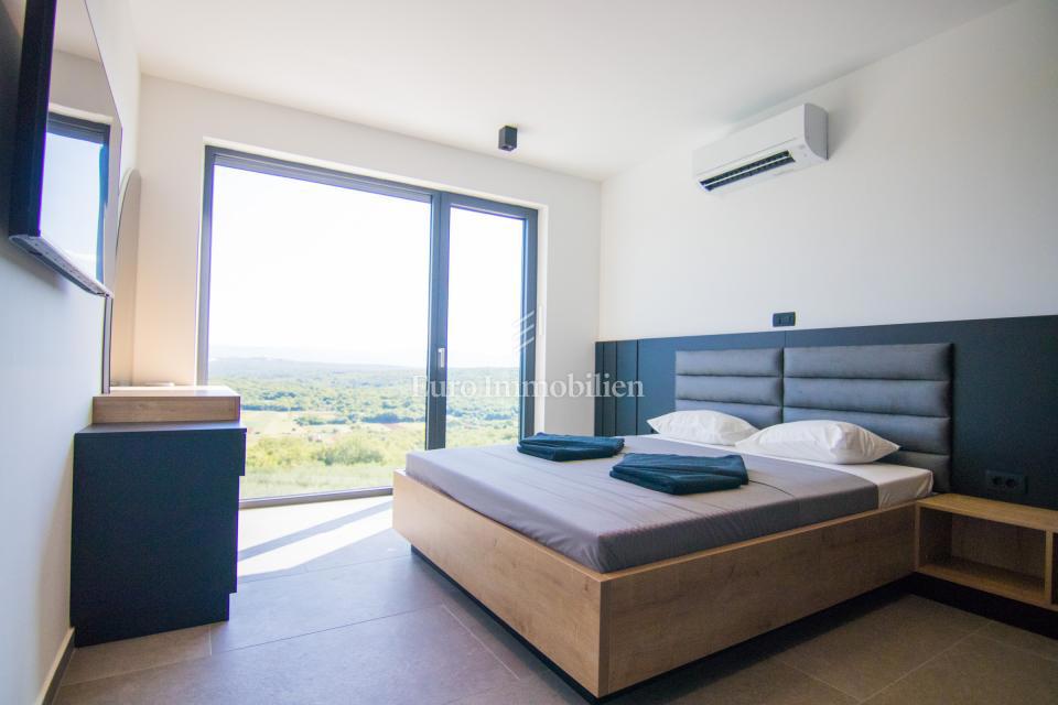 Nuova casa moderna - dintorni della citta di Krk