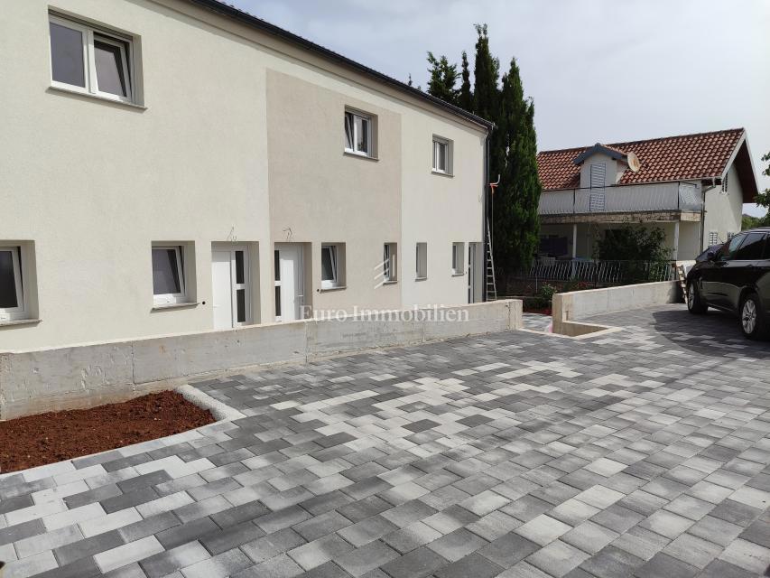 Nuova costruzione isola Pašman - appartamenti in edificio residenziale