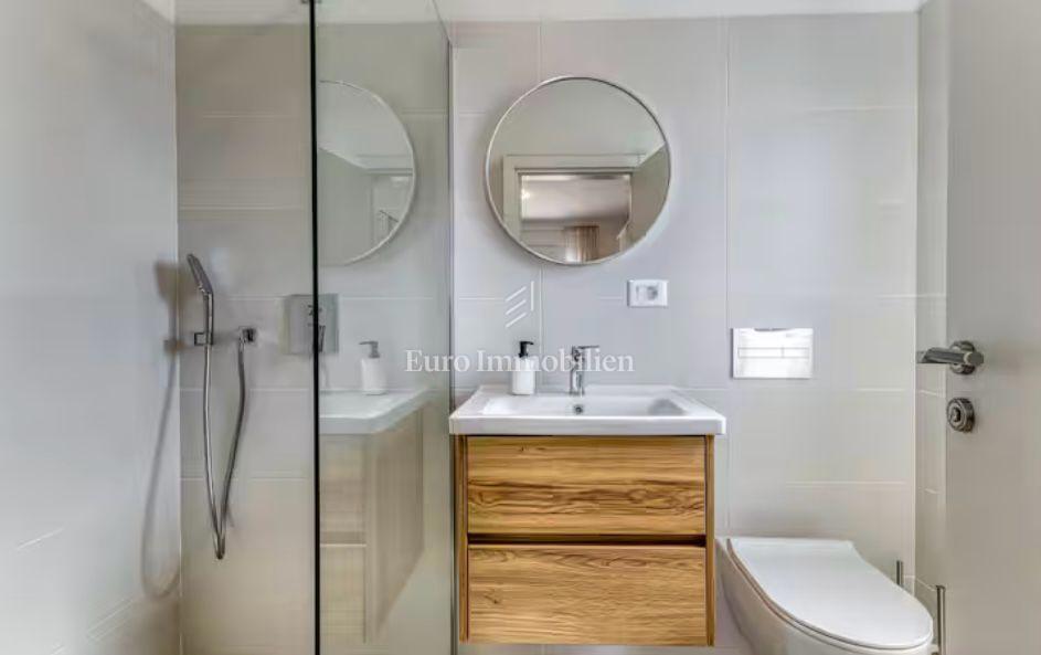 Nuova casa moderna con piscina - dintorni di Labin