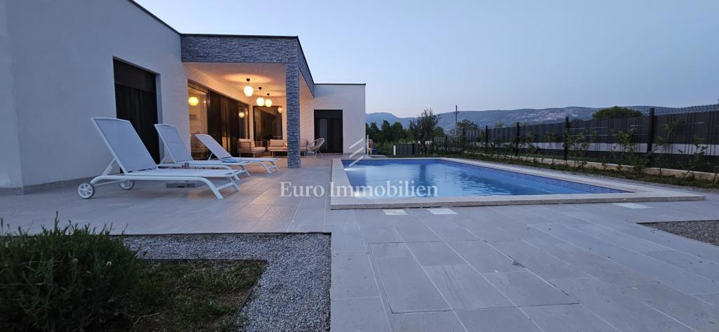 Nuova casa moderna con piscina - dintorni di Labin