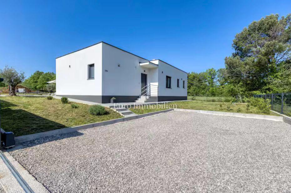 Nuova casa moderna con piscina - dintorni di Labin