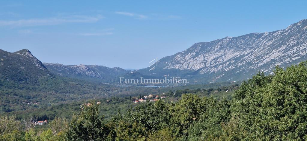 Crikvenica, una bella casa in una posizione tranquilla