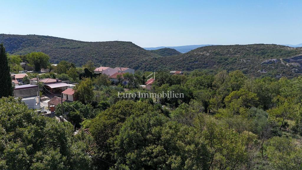 Crikvenica, una bella casa in una posizione tranquilla