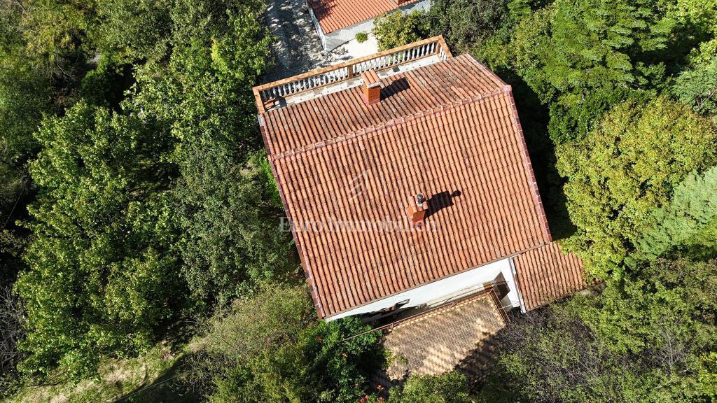 Crikvenica, una bella casa in una posizione tranquilla