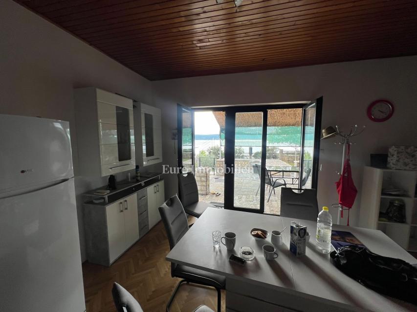 Casa a 70 m dal mare, vista mare