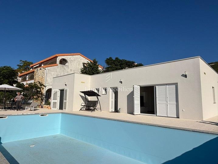 Casa con piscina e vista mare - Stara Novalja