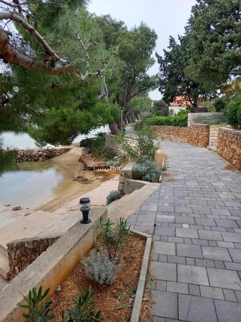 Casa con piscina e vista mare - Stara Novalja