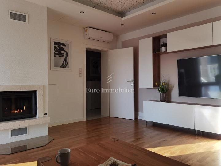 Pag - casa con 2 appartamenti