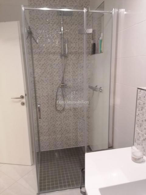 Pag - casa con 2 appartamenti