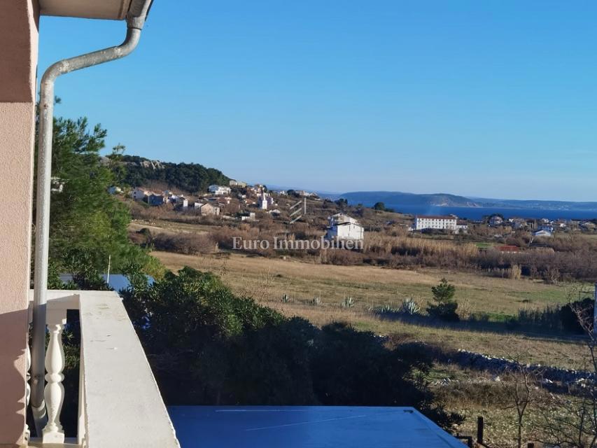 Pag - casa con 2 appartamenti