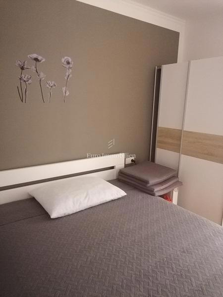 Pag - casa con 2 appartamenti