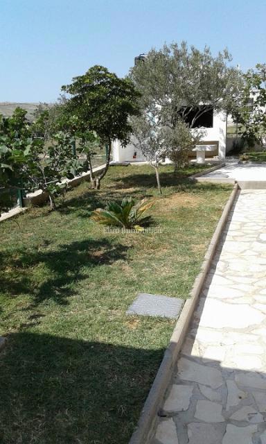 Pag - casa con 2 appartamenti