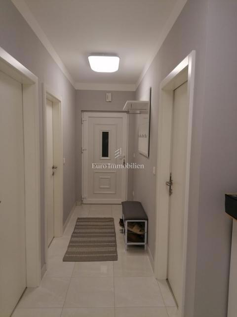 Pag - casa con 2 appartamenti