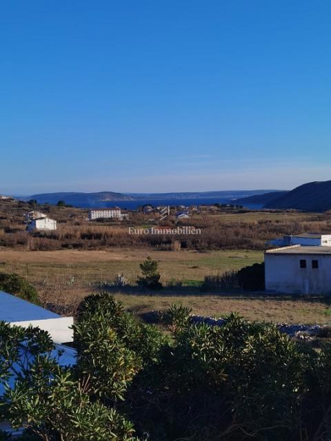 Pag - casa con 2 appartamenti