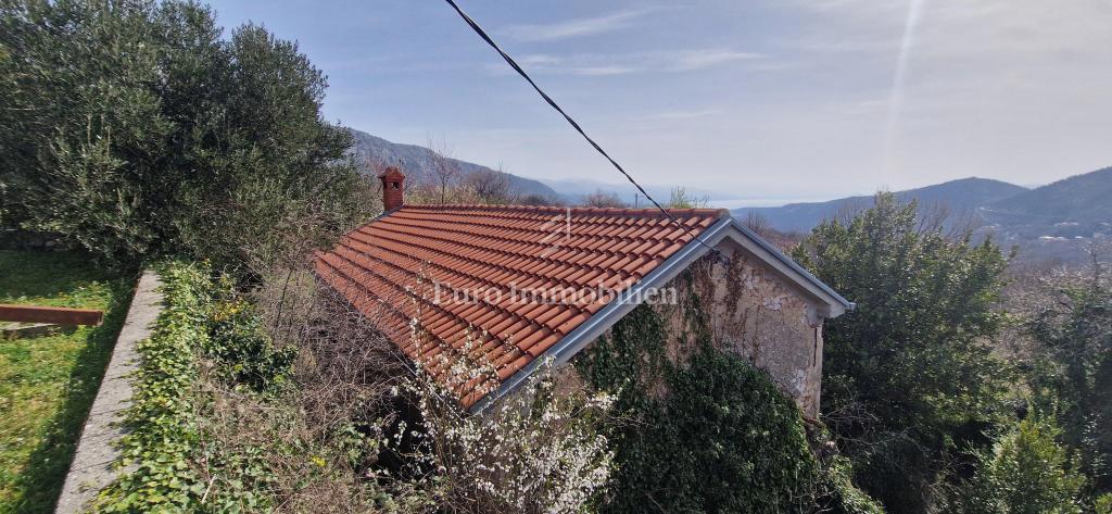 Bribir - due edifici residenziali da ristrutturare