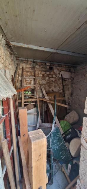 Bribir - due edifici residenziali da ristrutturare