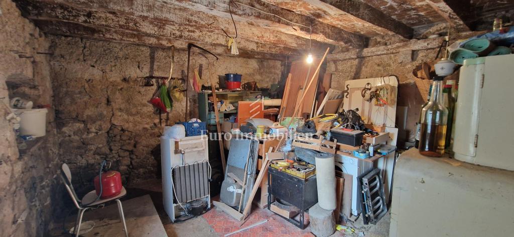 Bribir - due edifici residenziali da ristrutturare