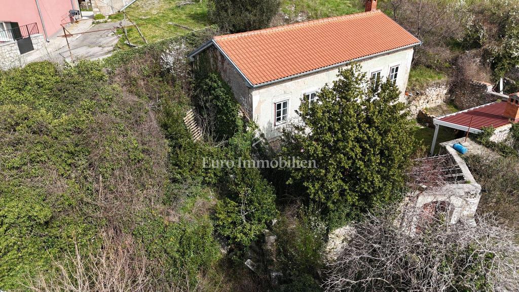 Bribir - due edifici residenziali da ristrutturare