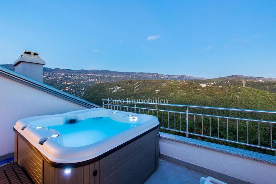 Crikvenica - appartamento duplex al secondo piano