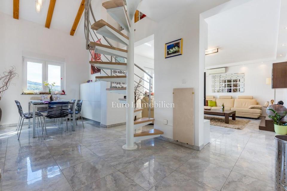 Crikvenica - appartamento duplex al secondo piano