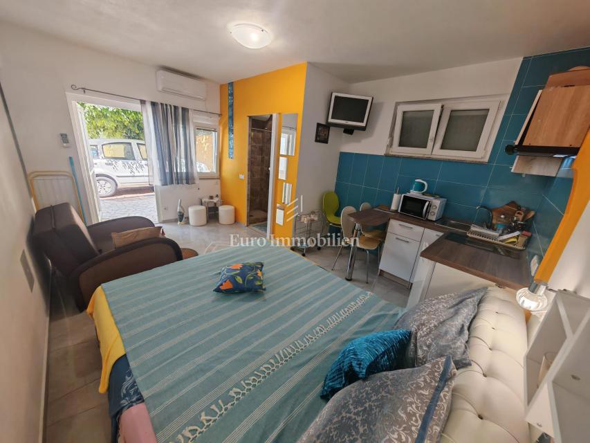 Casa con 3 unità a 200 m dal mare - Selce