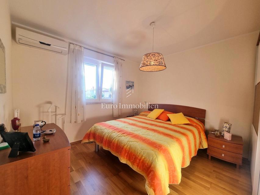 NOVIGRAD - appartamento al 1° piano con vista mare