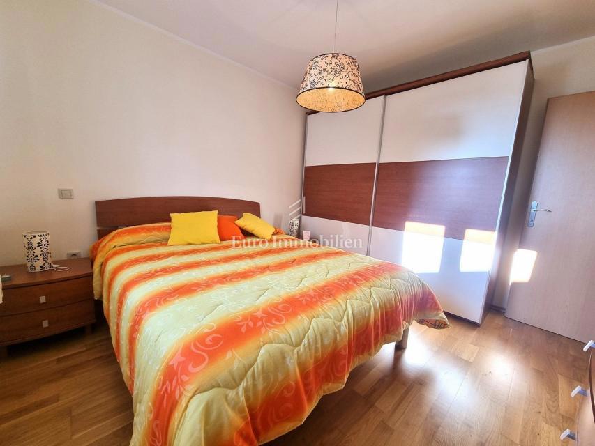 NOVIGRAD - appartamento al 1° piano con vista mare