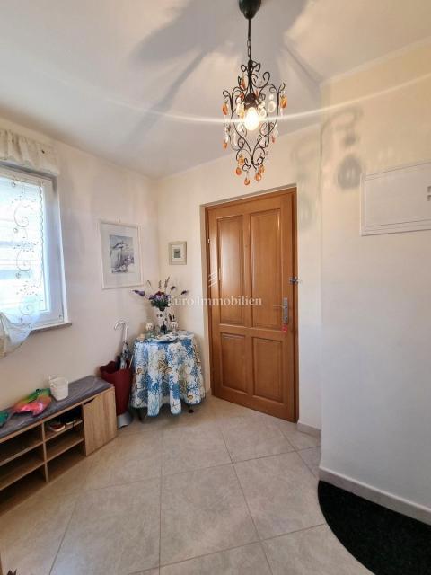 NOVIGRAD - appartamento al 1° piano con vista mare