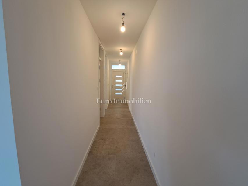 Appartamento a 150 metri dal mare, nuova costruzione