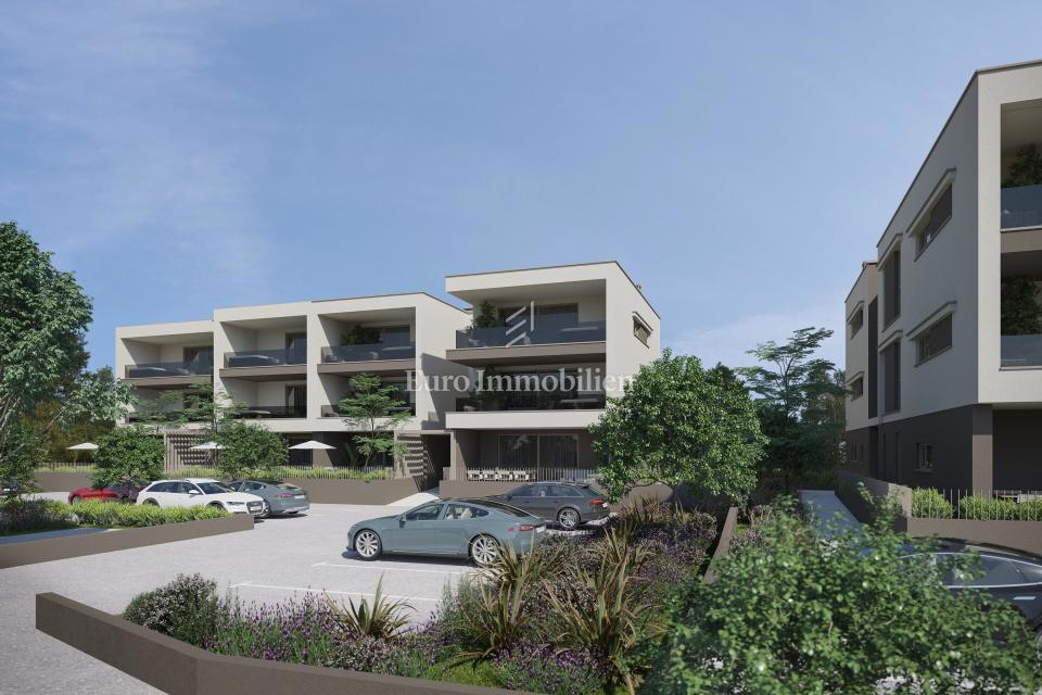 Peroj - nuovo edificio vicino al mare