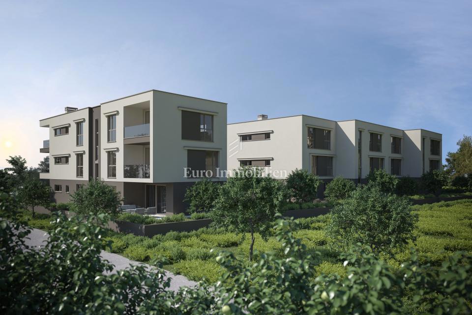 Peroj - nuovo edificio vicino al mare