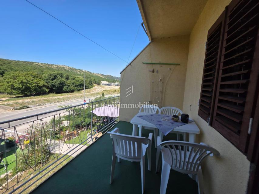 Novi Vinodolski - casa con 3 unità abitative