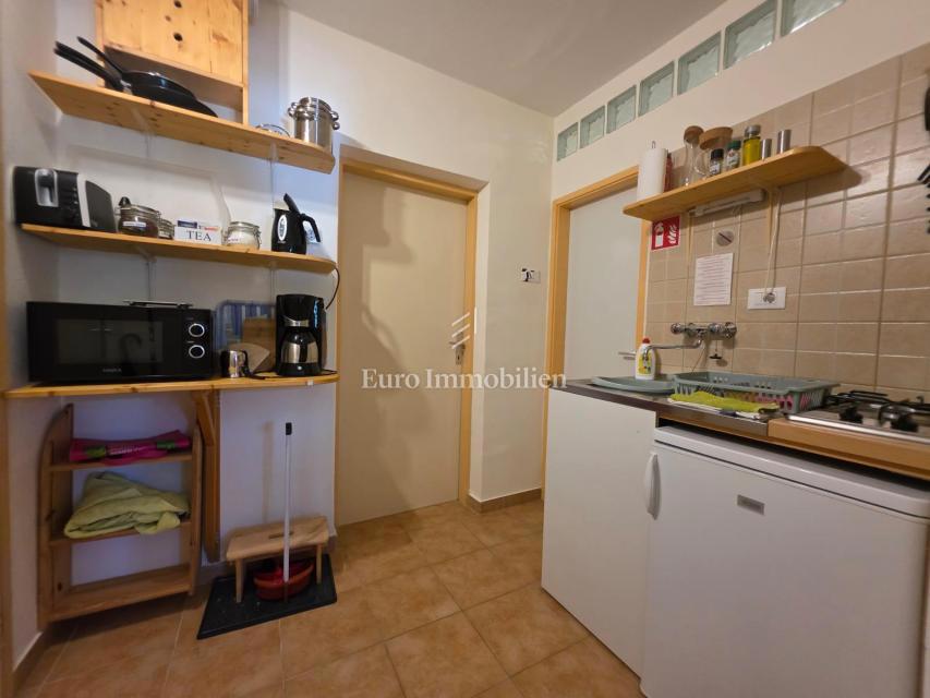 Novi Vinodolski - casa con 3 unità abitative