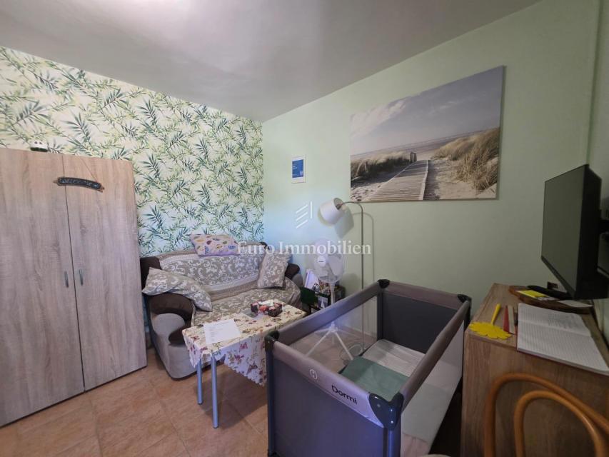 Novi Vinodolski - casa con 3 unità abitative