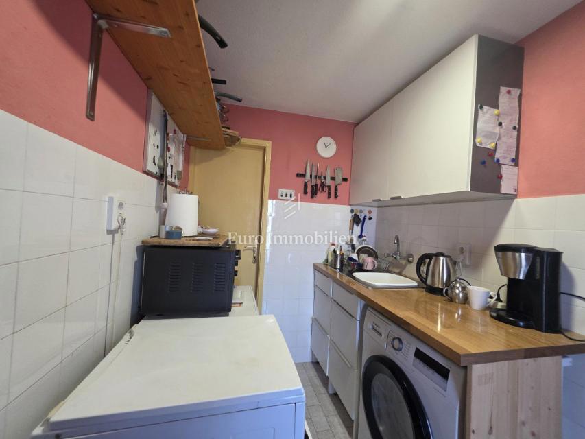 Novi Vinodolski - casa con 3 unità abitative