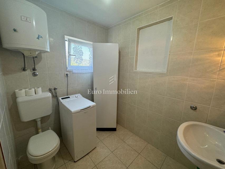 Šolta - casa con dependance