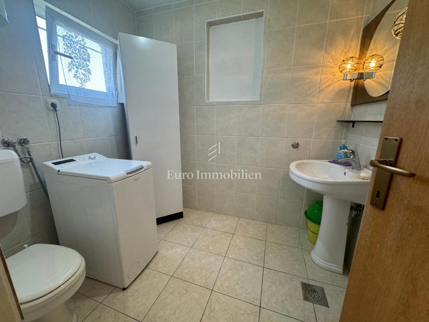 Šolta - casa con dependance