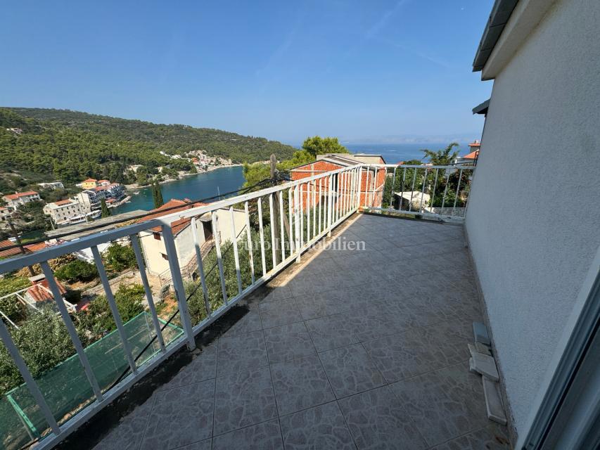 Šolta - casa con dependance