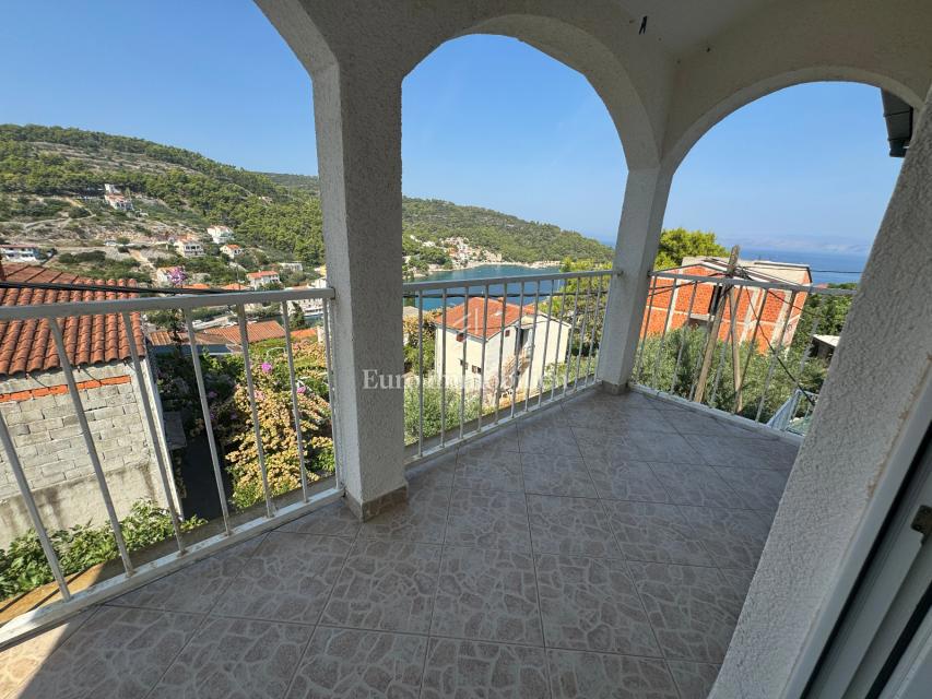 Šolta - casa con dependance