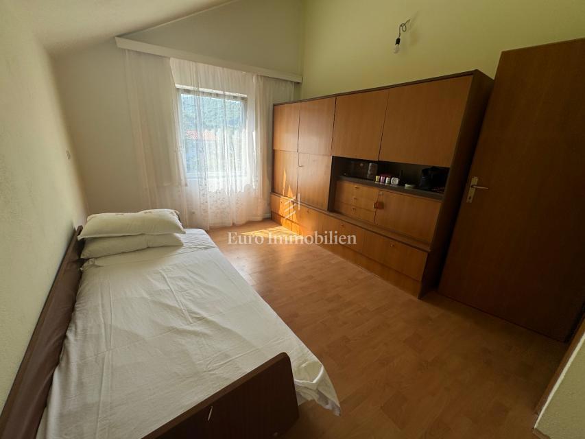 Šolta - casa con dependance