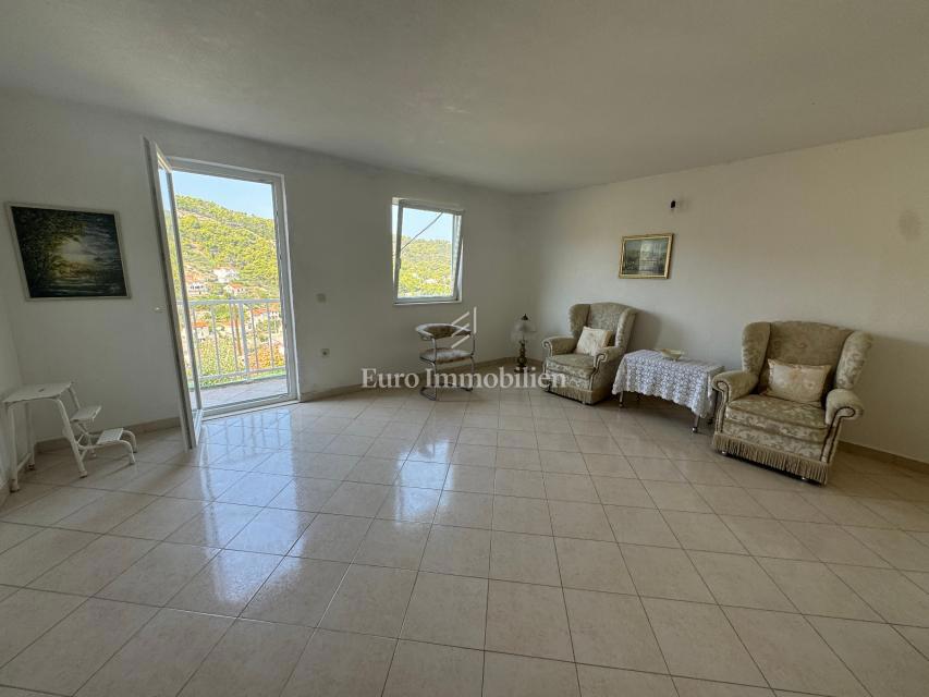 Šolta - casa con dependance